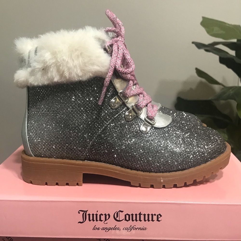 Juicy Couture Hawthorne Boots - Picture 2 of 4